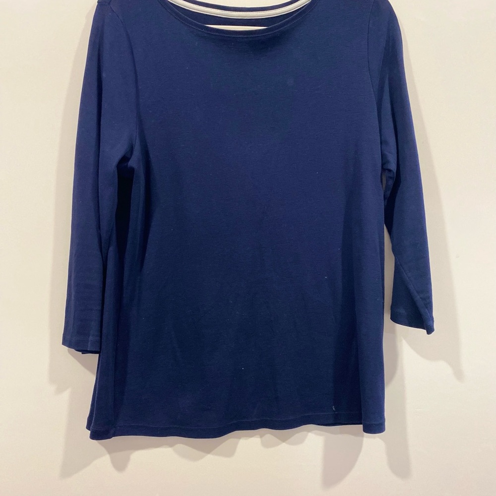 Talbot tee size large. Navy